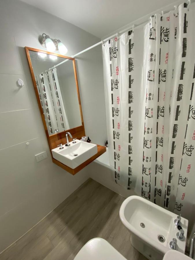 Apartment 7d *